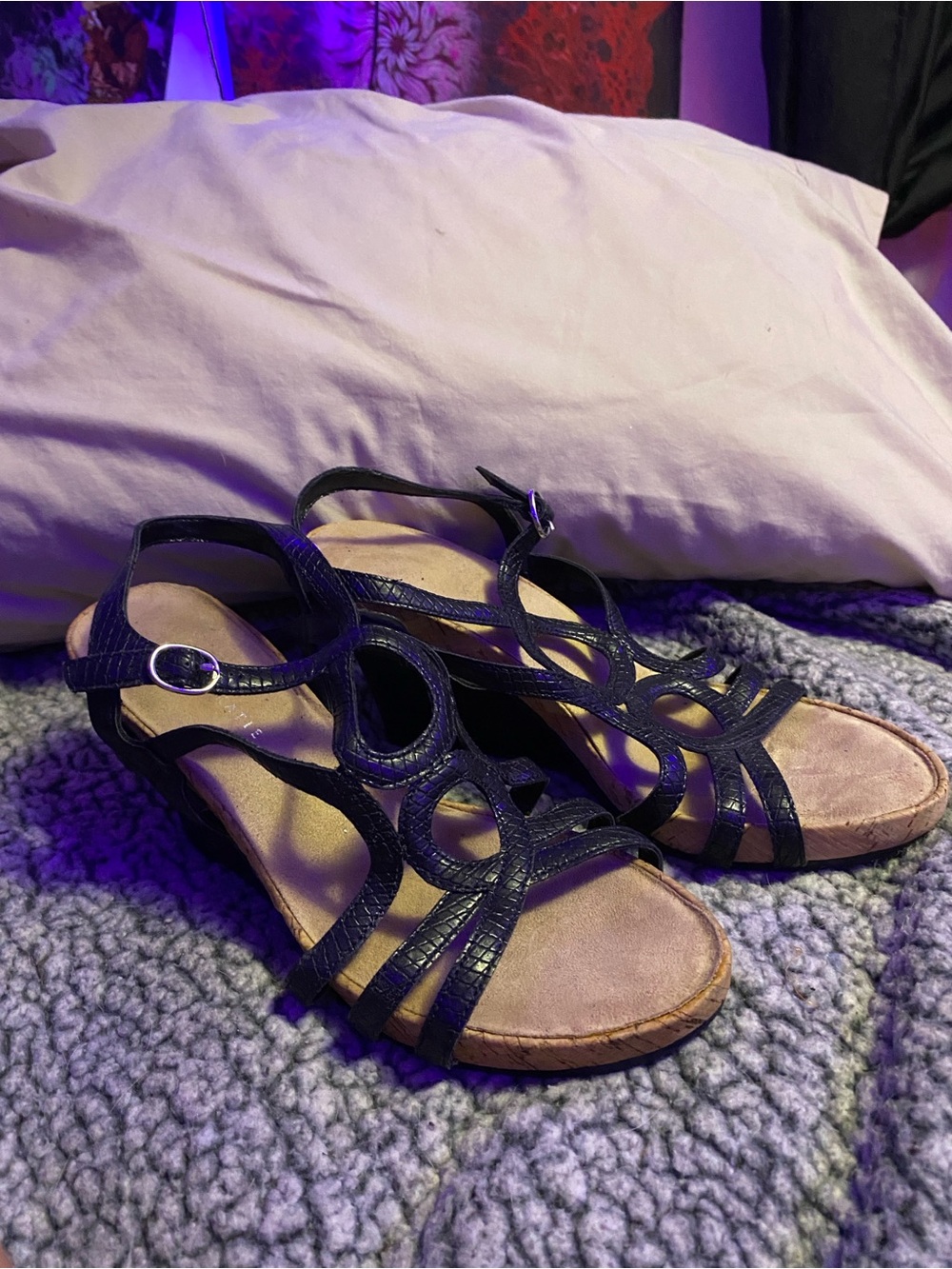 Kelly & Katie Black Strappy Cutout Sandals
